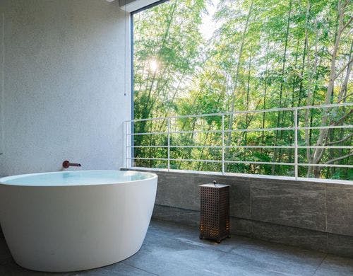 露天風呂付き客室　木立のツイン