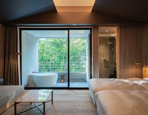 客室露天風呂　木立のツイン