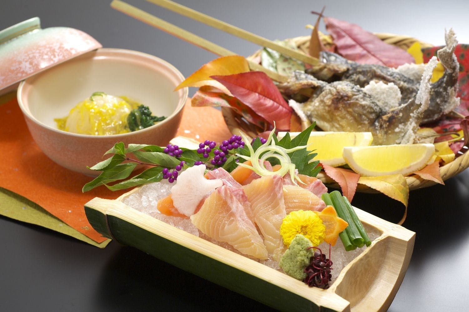【山河会席料理示例】新鲜刺身等