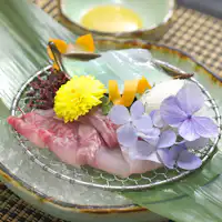 【山河会席料理一例】きれいな水で育った鯉