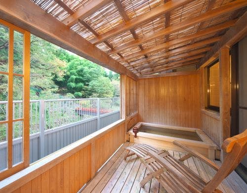 【本館】広縁にマッサージチェア