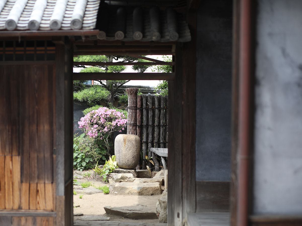 NIPPONIA　播磨福崎蔵書の館