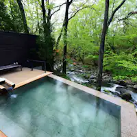 渓流露天貸切風呂 川の湯しかく