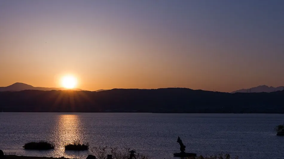 Lakeside Western-style Mansion Katakura Silk Hotel