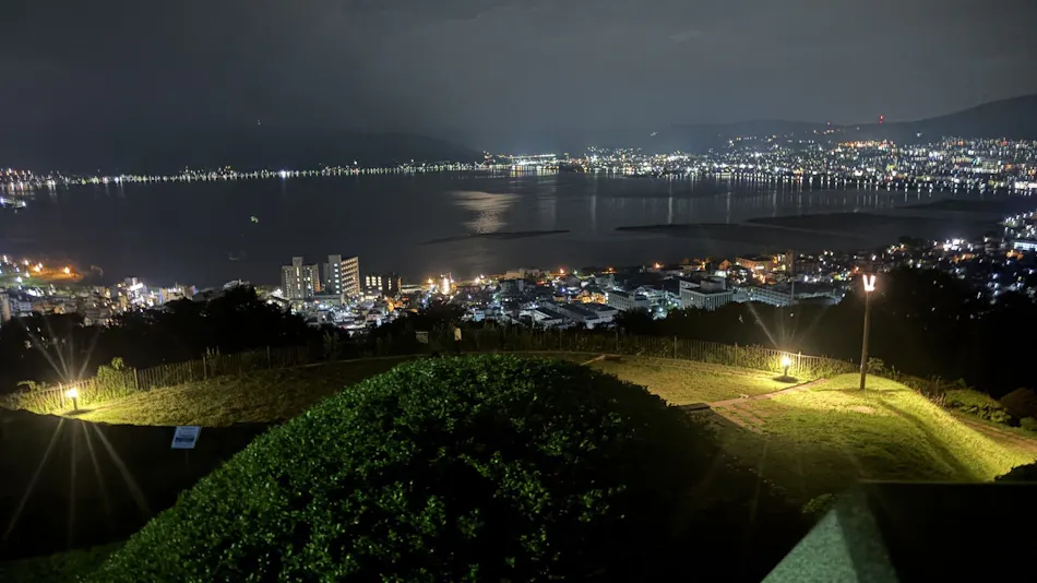 Lakeside Western-style Mansion Katakura Silk Hotel