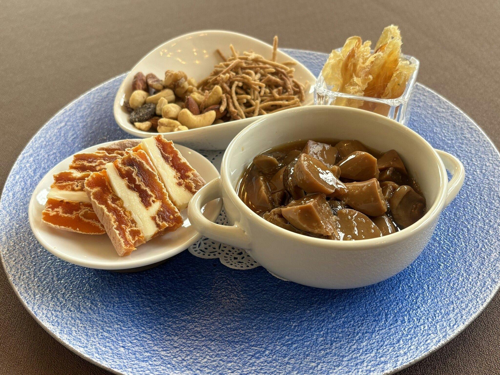 湖畔の洋館かたくらシルクホテル