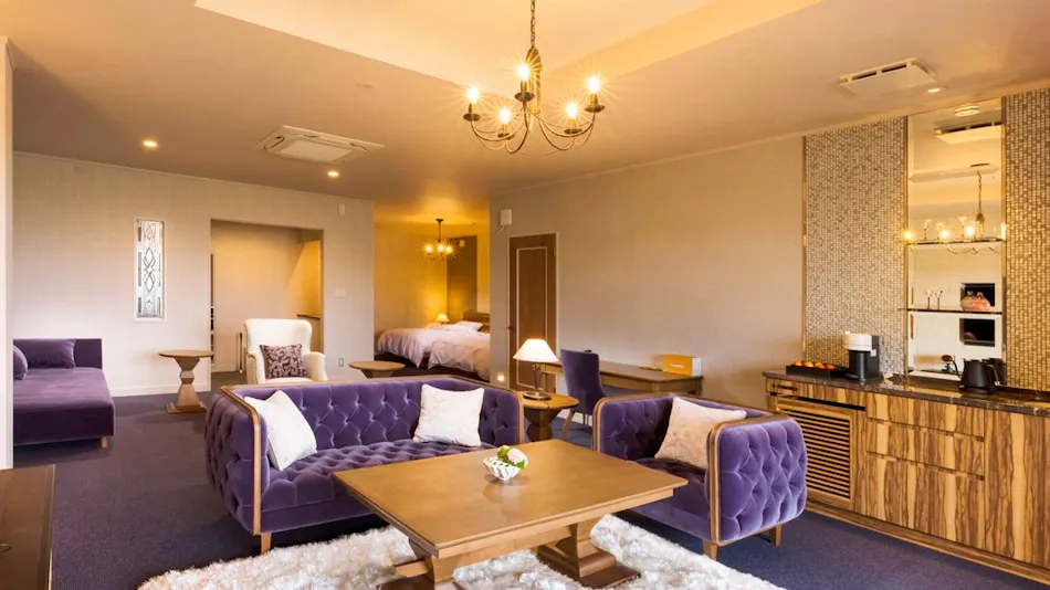 Lakeside Western-style Mansion Katakura Silk Hotel