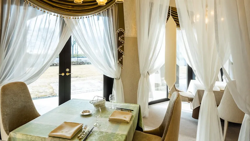 Lakeside Western-style Mansion Katakura Silk Hotel