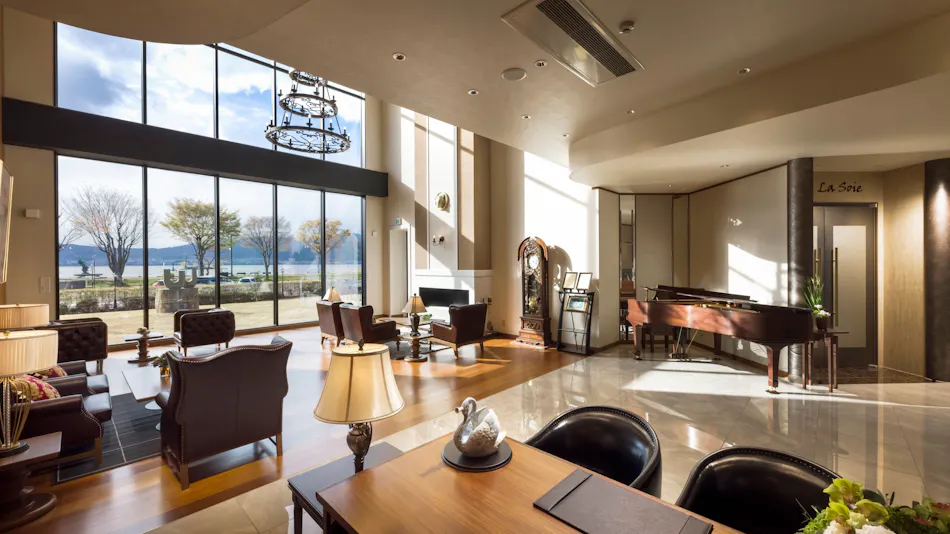 Lakeside Western-style Mansion Katakura Silk Hotel