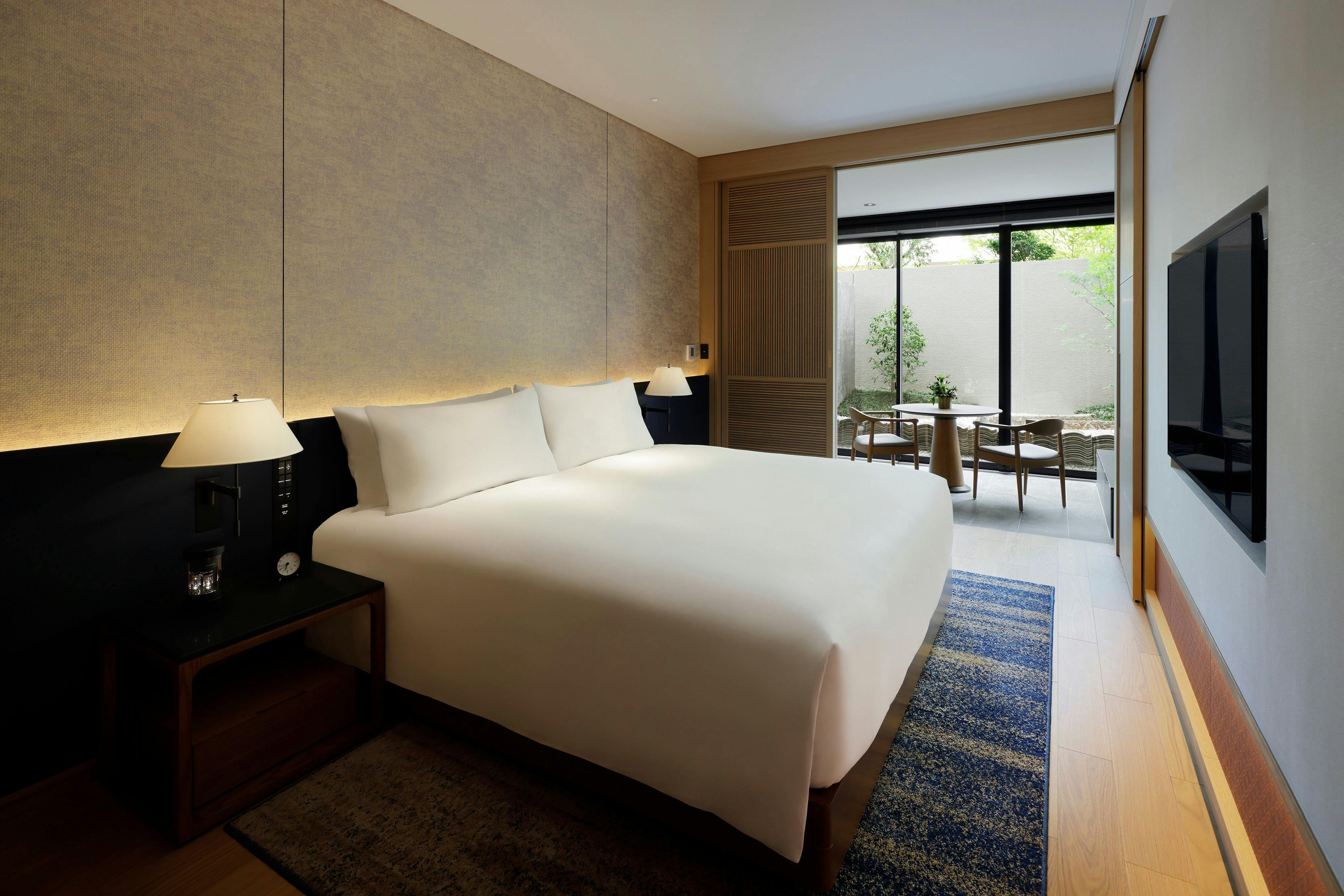 ROKU KYOTO, LXR Hotels & Resortsの客室一例