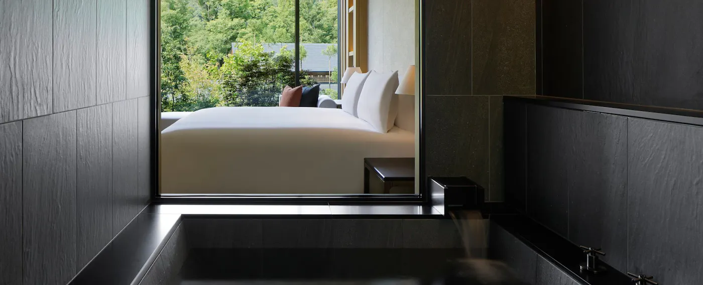 ROKU KYOTO, LXR Hotels & Resorts:客室の浴室