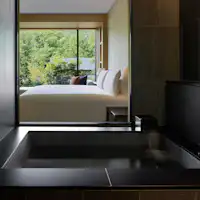 デラックス キングバスルーム