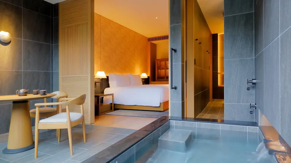 ROKU KYOTO, LXR Hotels & Resorts