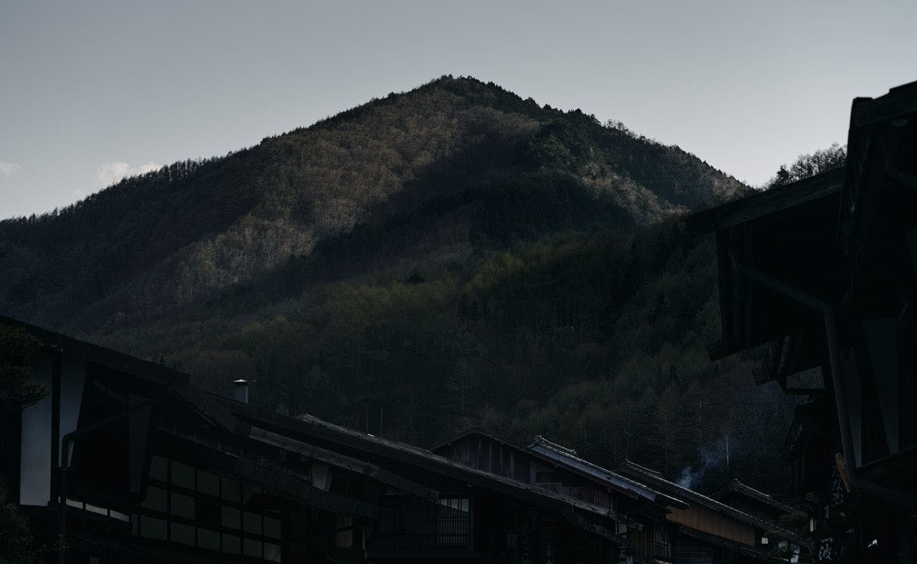 BYAKU Narai