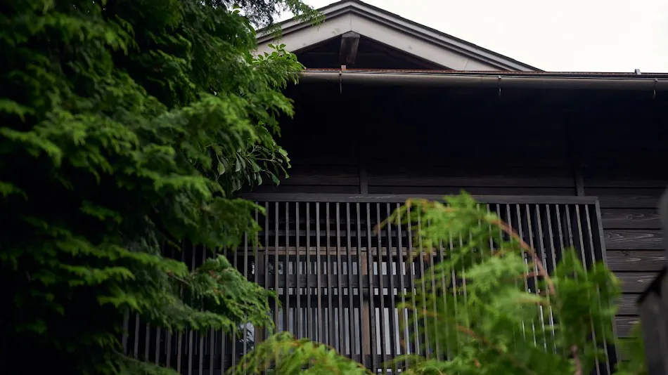 BYAKU Narai