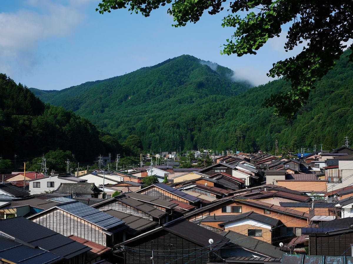 BYAKU Narai