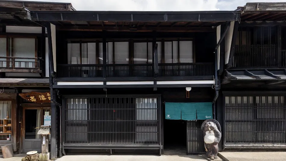 BYAKU Narai