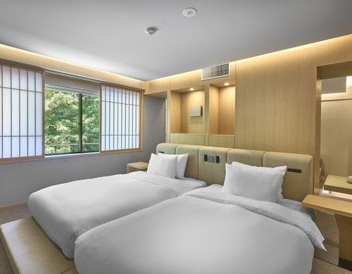 デラックスツイン