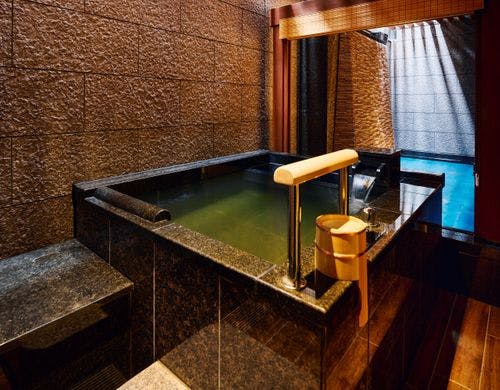 水簾デラックスツイン　室内露天風呂