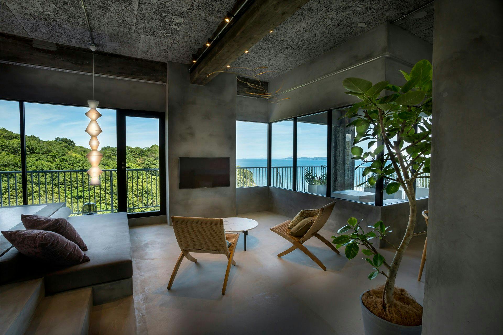 オーシャンコーナースイート301