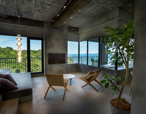 オーシャンコーナースイート301