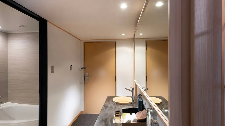DoubleTree by Hilton Kyoto Higashiyama