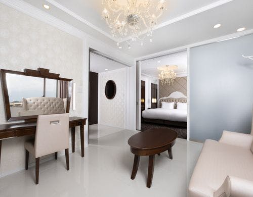 スタンダードジュニアスイートキング（２）