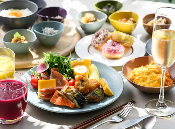<Breakfast Buffet>(イメージ)
