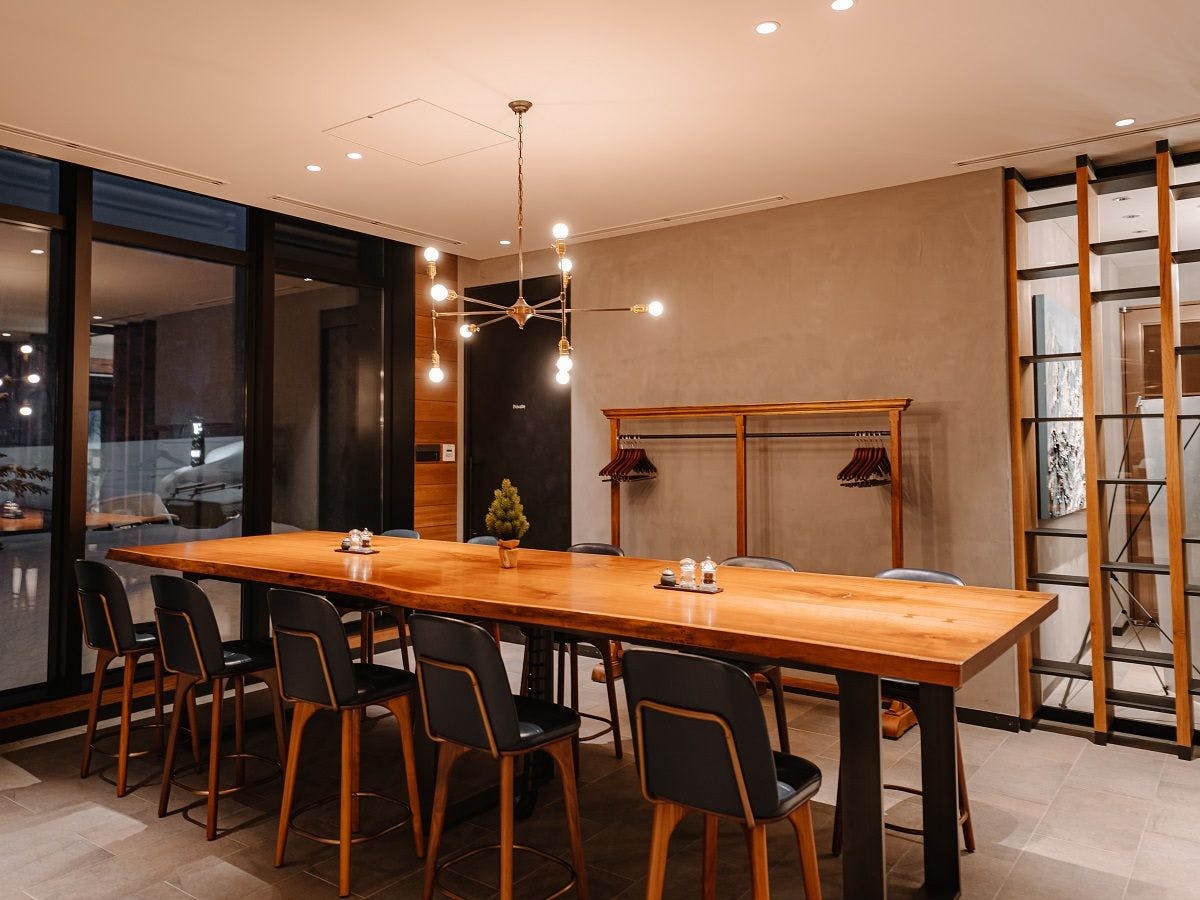 ダイニング「Yukashi」