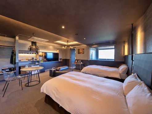 Suite kamar mandi terbuka dengan pemandangan indah, 4 kamar tidur.