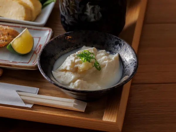 【朝食のみ】ご自身で作る出来立て寄せ嬉野豆腐御膳|嬉野とうふ のせ