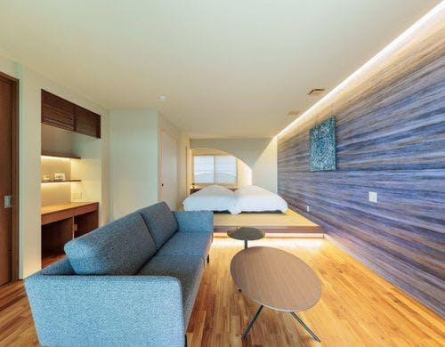 境港の水の恵みを表現した内装仕上げ