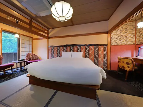 【別館】17平米ダブルベッド