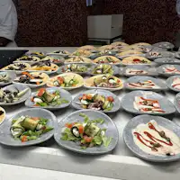 ビュッフェ料理