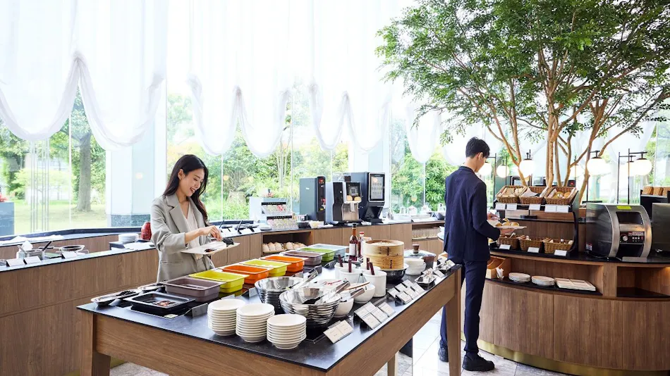 ANA Holiday Inn Tokyo Bay