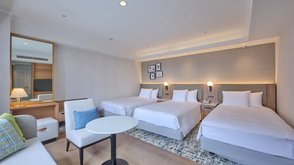 ANA Holiday Inn Tokyo Bay