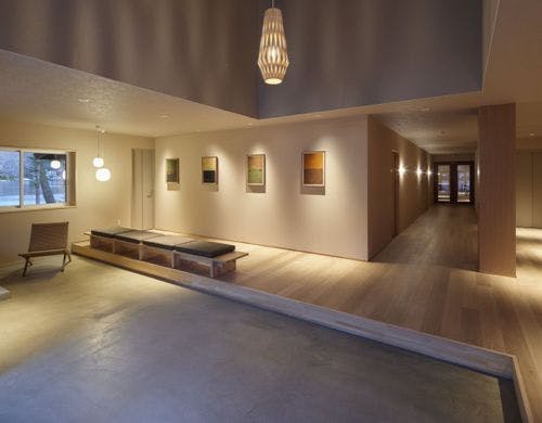 【エントランス】