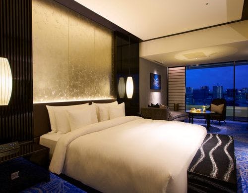 ラグジュアリー シティービュー キング