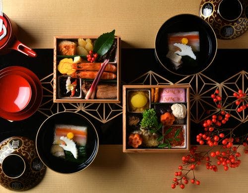 日本料理　丈　インルームダイニング　御節