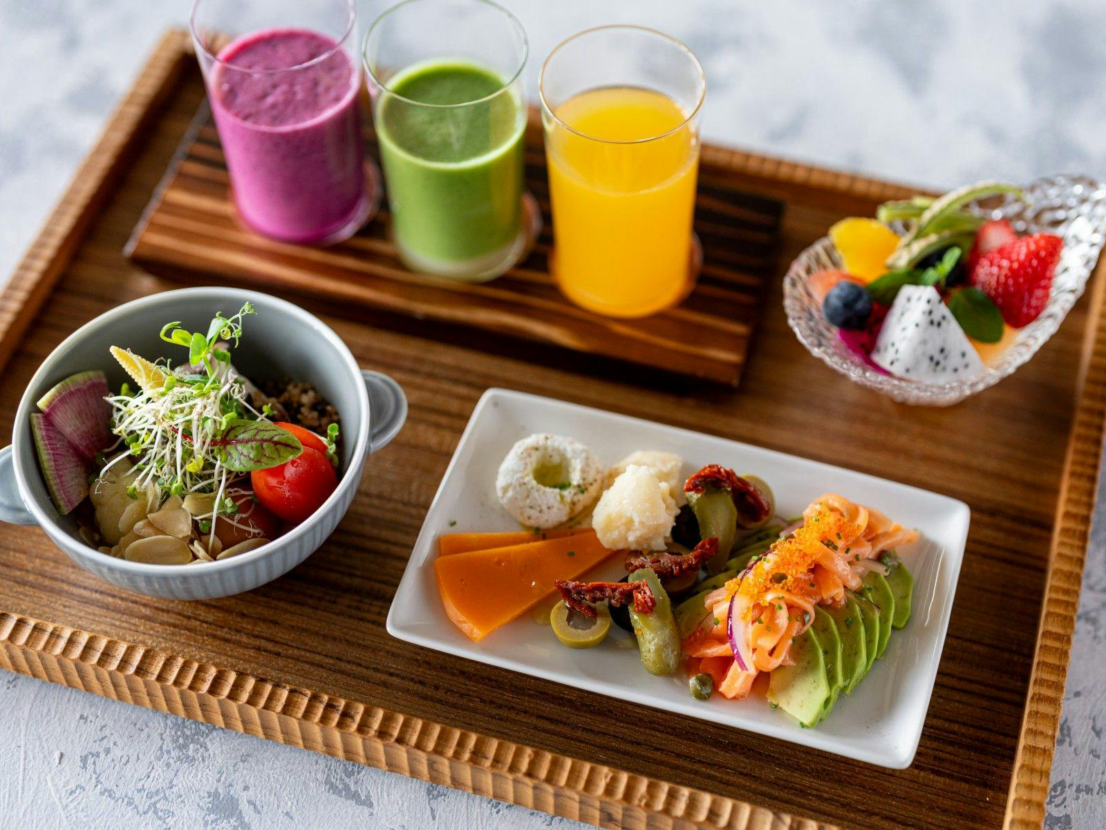 [In-Hotel Restaurant (Breakfast Sample)]