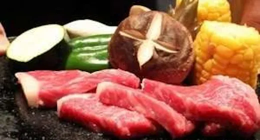 <満腹・萬福> 炭火で上州自慢のお肉&旬菜を