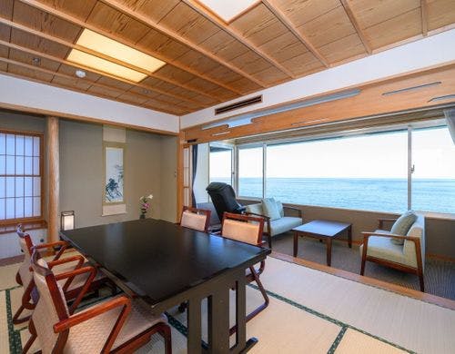 温泉内風呂付特別室｜和室12畳＋6畳