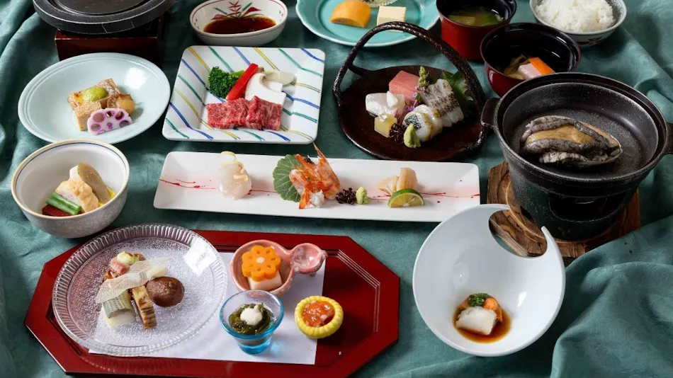 Izu-san Onsen Hotel New Sagamiya