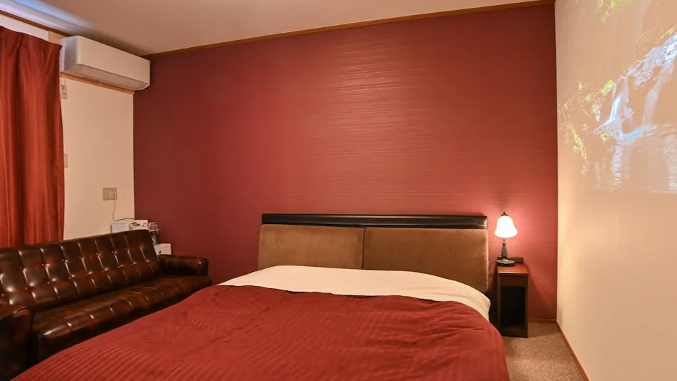Lake Side Inn Beehive