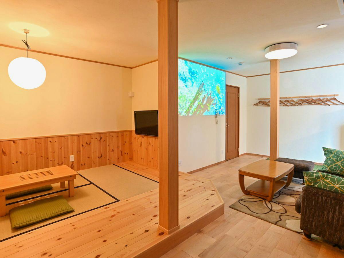 Ｌａｋｅ　ｓｉｄｅ　ｉｎｎ　Ｂｅｅｈｉｖｅ（びーはいぶ）