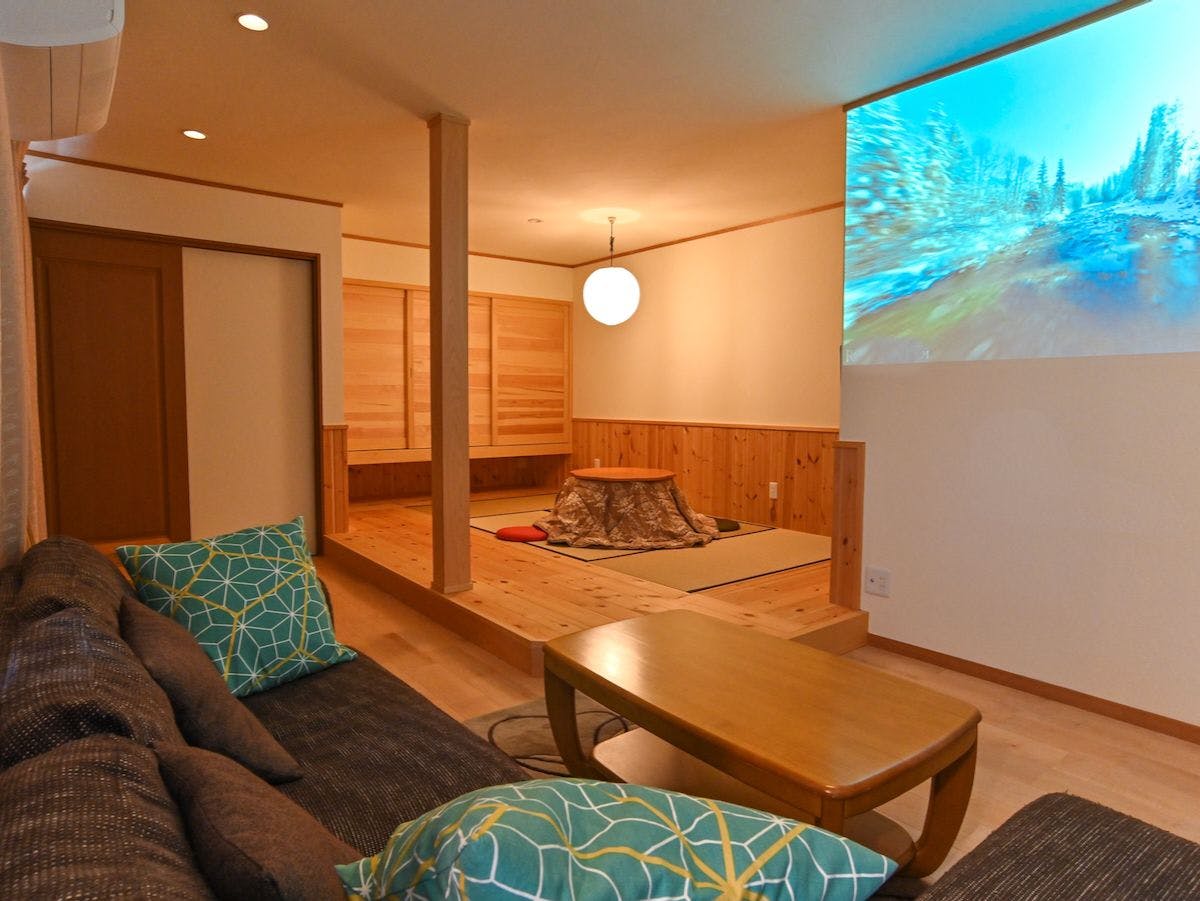 Ｌａｋｅ　ｓｉｄｅ　ｉｎｎ　Ｂｅｅｈｉｖｅ（びーはいぶ）