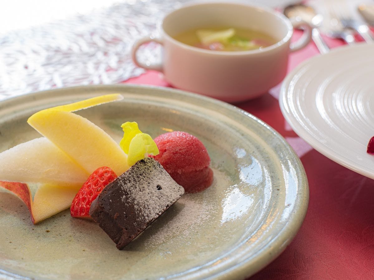 Ｌａｋｅ　ｓｉｄｅ　ｉｎｎ　Ｂｅｅｈｉｖｅ（びーはいぶ）