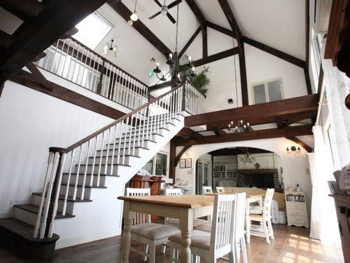 ダイニング（吹き抜け部分）