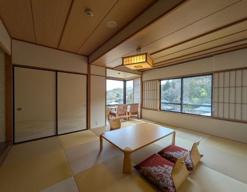 和室10畳＋広縁〈禁煙〉