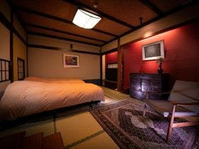 由布岳を身近に感じる -柚富の郷　彩岳館-